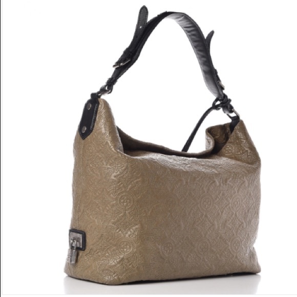 💎CELEBRITY💎 lambskin RARE Louis Vuitton - Picture 4 of 14